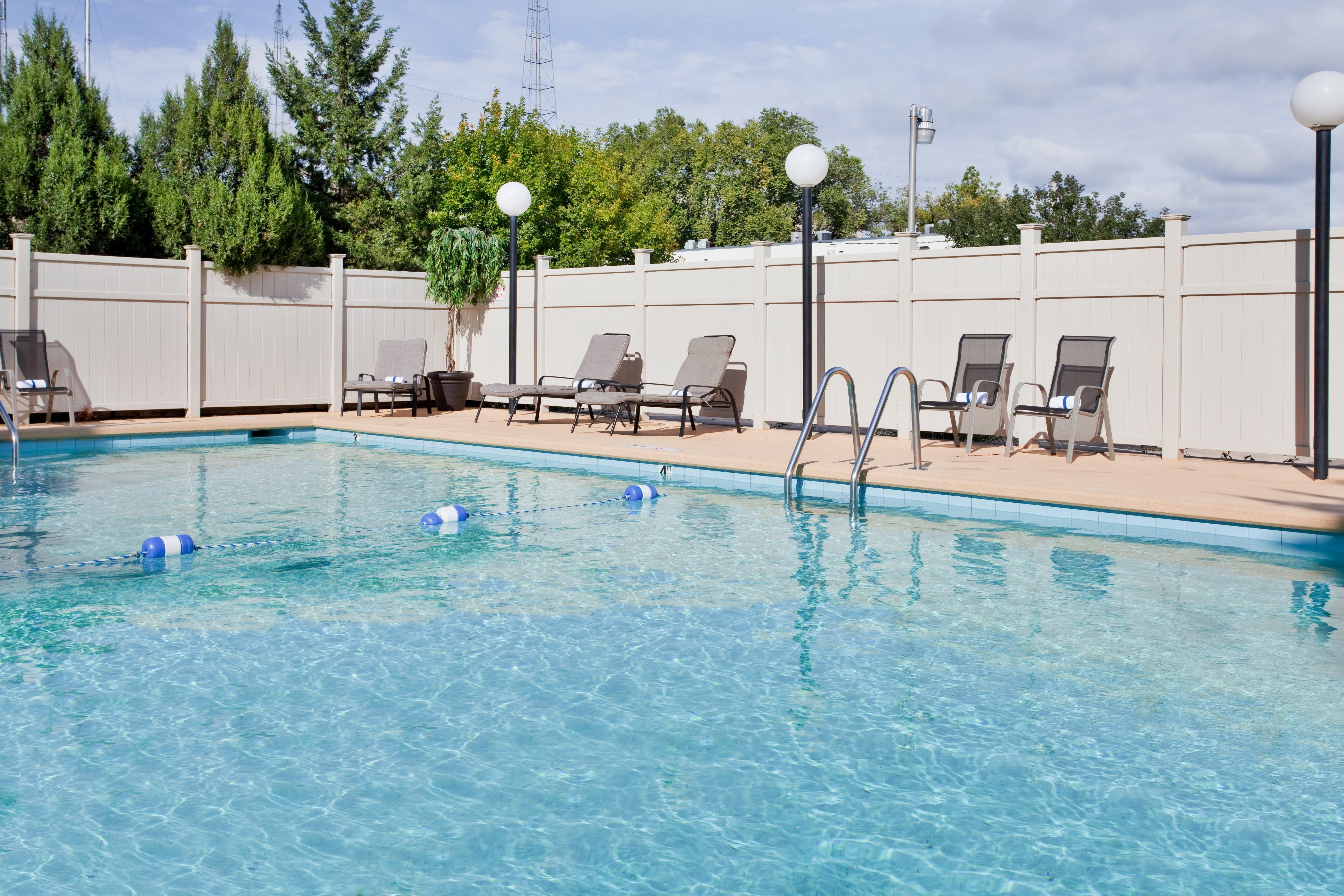 Holiday Inn At The Campus By Ihg Manhattan Esterno foto